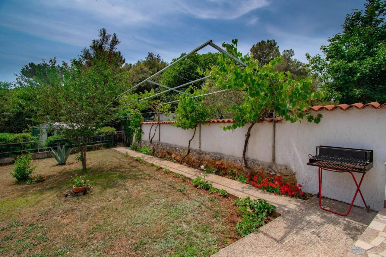 Apartments Betty Borik Rovinj Exterior photo